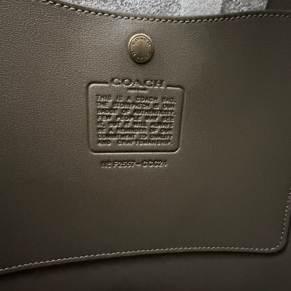 Coach Bleecker Bucket Bag - Olive - Picture 2 of 8